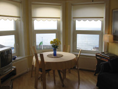 Alexandra House, Ventnor, Isle of Wight. Self catering apartment with spectacular sea views