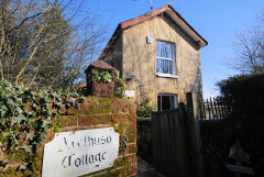 Arethusa Cottage, Ryde, Isle of Wight. Two bedroom cottage with pool and garden