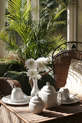 Traditional bed and breakfast overlooking the sea