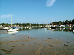 Self catering apartments overlooking Wootton Creek