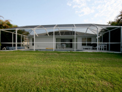 Florida Gulf Coast Villa, Bradenton, Isle of Wight. Lakeside villa in Florida