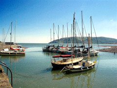 Self catering flat overlooking the harbour at Porlock Weir