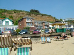 Self catering apartments overlooking the sea