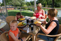 Caravan park and self catering with bar, restaurant and pool