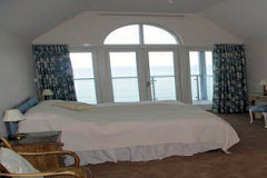 The Sea House, Seaview, Isle of Wight. Self Catering in Seagrove Bay