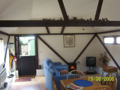 The Sycamores, Brighstone, Isle of Wight. Self catering cottage in quiet village