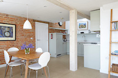 Holiday cottage in Niton on the Isle of Wight, The Barn and Stable at Buddle Place, Niton Undercliff, Isle of Wight