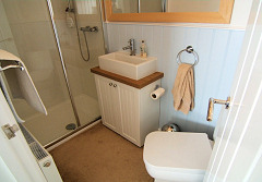 Cedar Lodge, Ventnor, Isle of Wight. Self catering in Ventnor