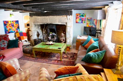 Christmas Cottage, Godshill, Isle of Wight. 17th Century cottage in the centre of village