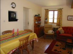 La Petite Esperance and La Petite Soue, 49160 Longue Jumelles, Isle of Wight. Holiday cottages in France