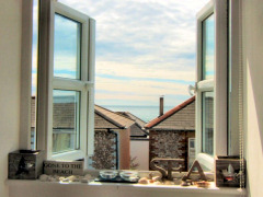 5 Oliver Court, Ventnor, Isle of Wight. Self Catering in Ventnor, Isle of Wight